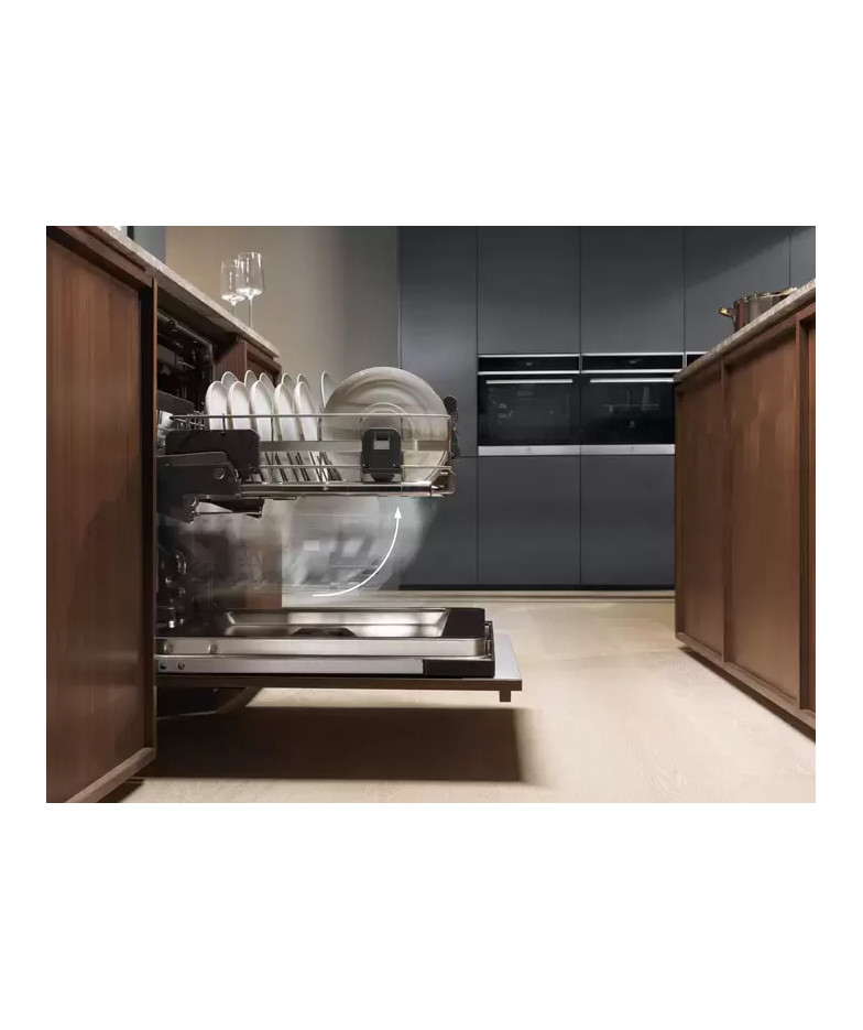 Встраиваемая посудомоечная машина Electrolux EEC967310L купить в Санкт-Петербурге и Москве