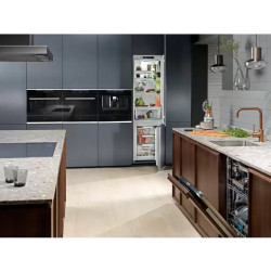 Встраиваемая посудомоечная машина Electrolux EEC967310L купить в Санкт-Петербурге и Москве