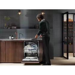 Встраиваемая посудомоечная машина Electrolux EEC967310L купить в Санкт-Петербурге и Москве