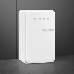 Холодильник Smeg FAB10LWH5 купить в Санкт-Петербурге и Москве