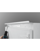 Встраиваемая однодверная морозильная камера Midea MDRE306FZF01 купить в Санкт-Петербурге