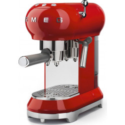 Кофемашина Smeg ECF01RDEU купить в Санкт-Петербурге и Москве