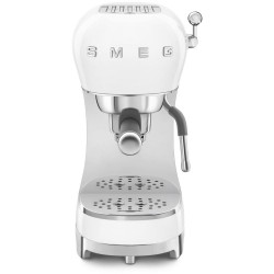 Кофемашина Smeg ECF02WHEU купить в Санкт-Петербурге и Москве
