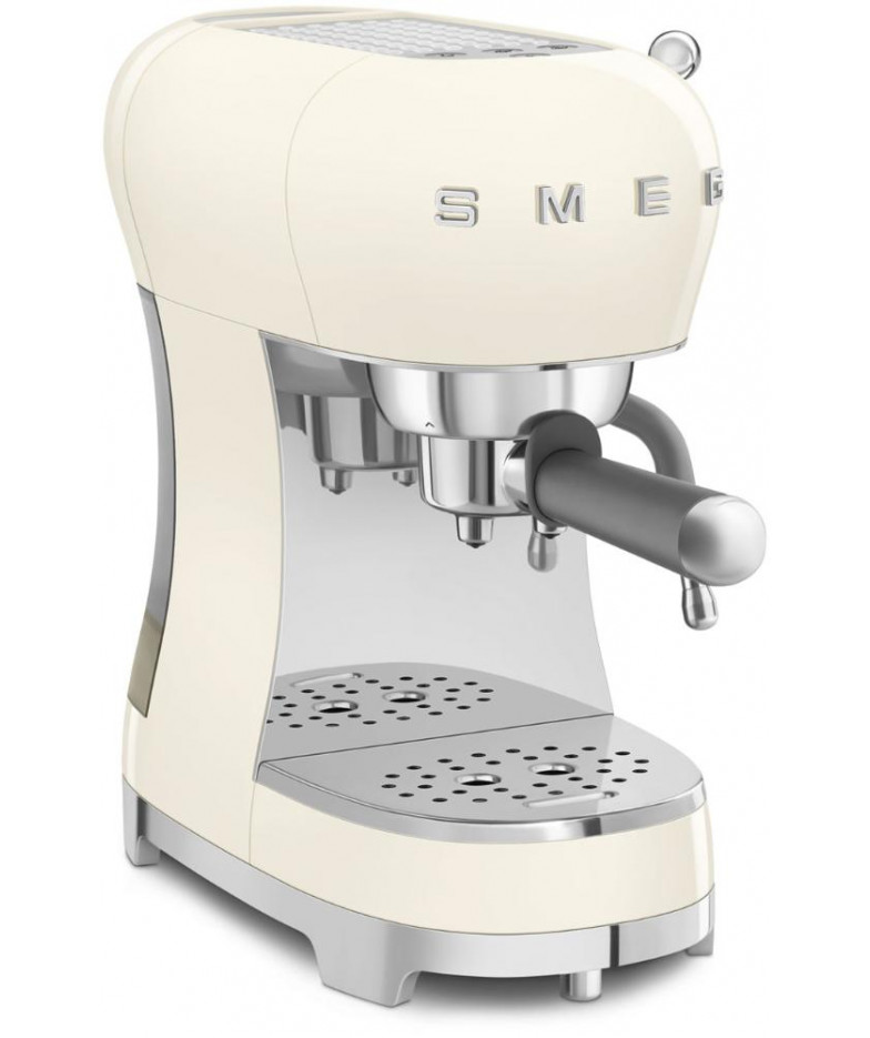 Кофемашина Smeg ECF02CREU купить в Санкт-Петербурге и Москве