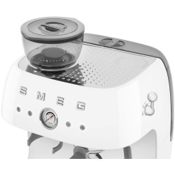 Эспрессо-кофемашина Smeg EGF03WHEU купить в Санкт-Петербурге и Москве