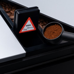 Кофемашина CafeRomatica Nivona NICR 970 купить в Санкт-Петербурге и Москве