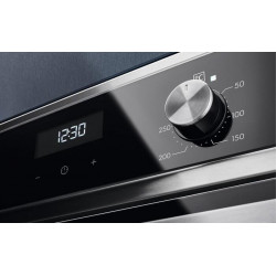 Духовой шкаф Electrolux EOF5C50BX