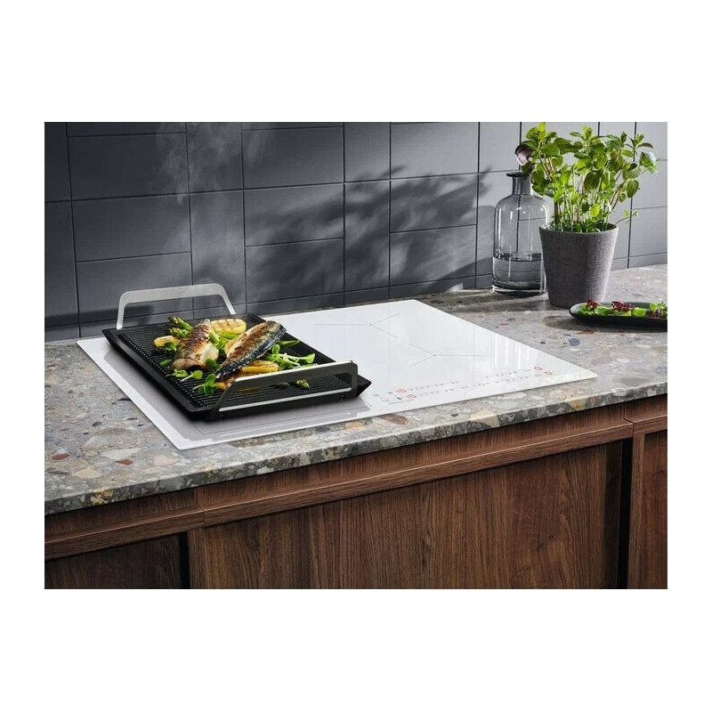 Варочная панель Electrolux EIV63440BS